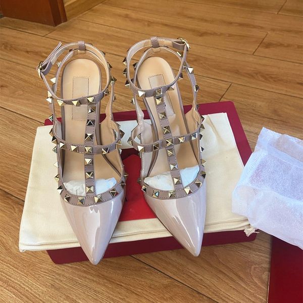 2023 woman shoes high heels sandal with rivets 6cm 8cm 10cm thin heel pointed sandals v brand classics real leather wedding shoes 35-44 no b, Black
2023 woman shoes high heels sandal with rivets 6cm 8cm 10cm thin heel pointed sandals v brand classics real leather wedding shoes 35-44 no b, Black
