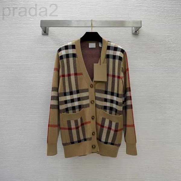 women's sweaters designer 2022 new autumn winter milan runway v neck long sleeve print high end jacquard cardigan designer 1120-16 3ir, White;black
women's sweaters designer 2022 new autumn winter milan runway v neck long sleeve print high end jacquard cardigan designer 1120-16 3ir, White;black
