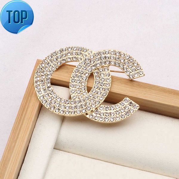 brand luxurys design diamond brooch women crystal rhinestone letters suit pin fashion jewelry clothing decoration accessories, Gray
brand luxurys design diamond brooch women crystal rhinestone letters suit pin fashion jewelry clothing decoration accessories, Gray