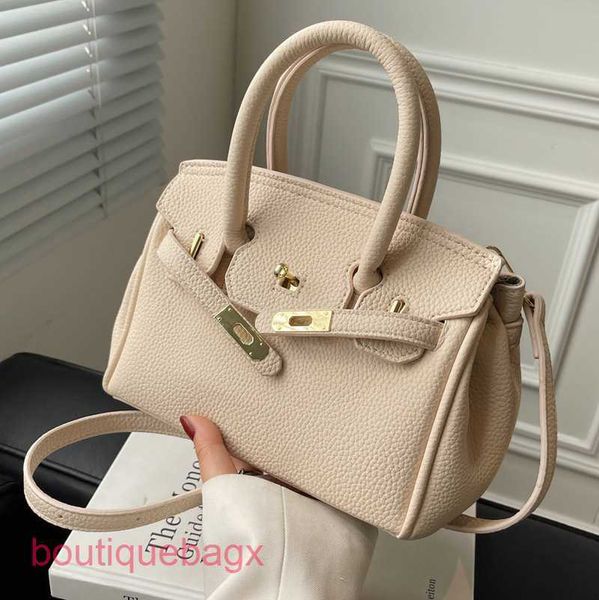 designer h ermess brikiss bags online shop large capacity 2023 spring new women's fashion versatile ins crossbody handbag
designer h ermess brikiss bags online shop large capacity 2023 spring new women's fashion versatile ins crossbody handbag