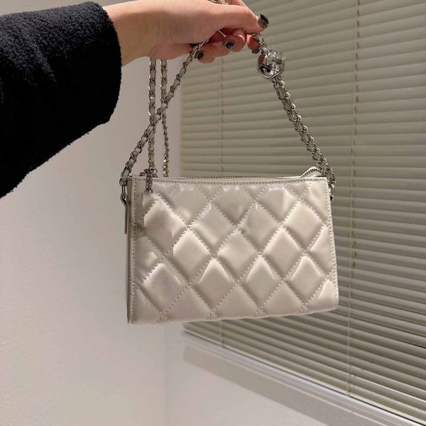 black classic mini messenger bag metal chain womens diagonal luxury designer quilted diamond lattice shoulder bags outdoor portable fashion
black classic mini messenger bag metal chain womens diagonal luxury designer quilted diamond lattice shoulder bags outdoor portable fashion
