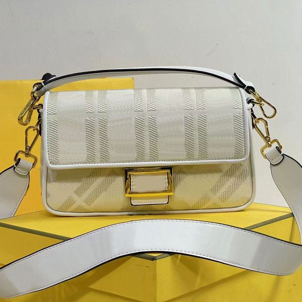baguette bag embroidery cross body handbags shoulder bags underarm flip lid canvas hobo shopping women handbag purse removable strap lady wa
baguette bag embroidery cross body handbags shoulder bags underarm flip lid canvas hobo shopping women handbag purse removable strap lady wa