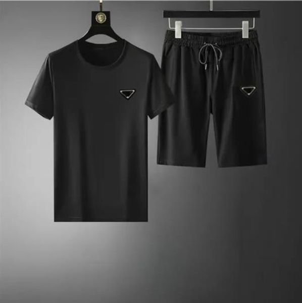 men's tracksuits t shirt sets luxury designers mens tshirts tracksuit jogger sportswear sweatpants streetwear sports suit a662, Gray
men's tracksuits t shirt sets luxury designers mens tshirts tracksuit jogger sportswear sweatpants streetwear sports suit a662, Gray