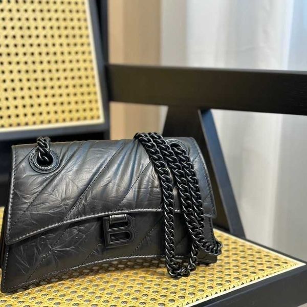 designer luxury for womens bags handbag b-shaped paris single shoulder messenger fashion balencigas shoulder oblique span wallet versatile t
designer luxury for womens bags handbag b-shaped paris single shoulder messenger fashion balencigas shoulder oblique span wallet versatile t
