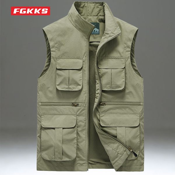 men's vests fgkks summer leisure fishing loose fashion multipocket outdoor solid color thin stand collar 230309, Black;white
men's vests fgkks summer leisure fishing loose fashion multipocket outdoor solid color thin stand collar 230309, Black;white
