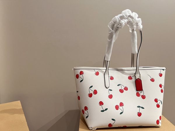 city cherry designer bags totes women underarm baguette luxury handbags leather handbag female trendy crossbody shoulder purses totes handba
city cherry designer bags totes women underarm baguette luxury handbags leather handbag female trendy crossbody shoulder purses totes handba
