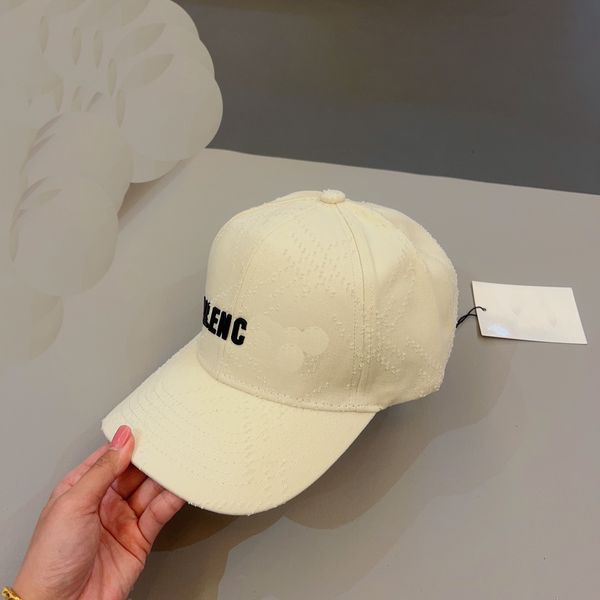 fashion luxury variety of classic designer ball caps high-quality leather features men's baseball caps fashion ladies hats, Blue;gray
fashion luxury variety of classic designer ball caps high-quality leather features men's baseball caps fashion ladies hats, Blue;gray