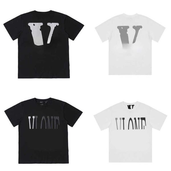 2023 spring and summer men and womens t-shirt versatile tee letter print, White;black
2023 spring and summer men and womens t-shirt versatile tee letter print, White;black