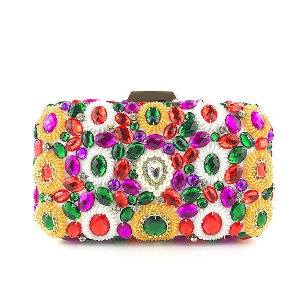hengmei specializes in the production of hand-held dinner bags, handmade beaded and diamond inlaid fashionable women's bags 230309
hengmei specializes in the production of hand-held dinner bags, handmade beaded and diamond inlaid fashionable women's bags 230309