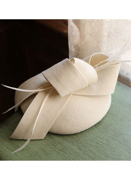 other fashion accessorie chic fascinator hat cocktail wedding church headpiece kentucky headwear feather hair 100 wool felt 230309, Silver
other fashion accessorie chic fascinator hat cocktail wedding church headpiece kentucky headwear feather hair 100 wool felt 230309, Silver