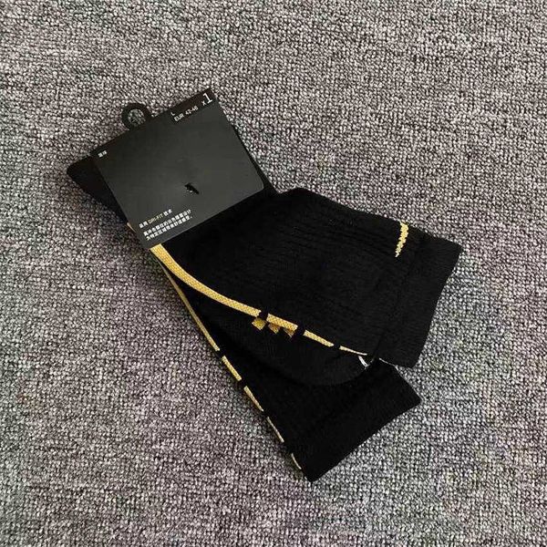 ankle all-match mens black cotton socks classic women letter breathable and white football basketball sports sock wholesale 3 syui
ankle all-match mens black cotton socks classic women letter breathable and white football basketball sports sock wholesale 3 syui
