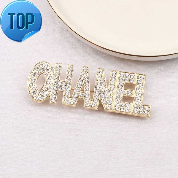 luxury women designer brand letter brooches 18k gold plated inlay crystal rhinestone jewelry brooch charm pearl pin 19style marry wedding, Gray
luxury women designer brand letter brooches 18k gold plated inlay crystal rhinestone jewelry brooch charm pearl pin 19style marry wedding, Gray