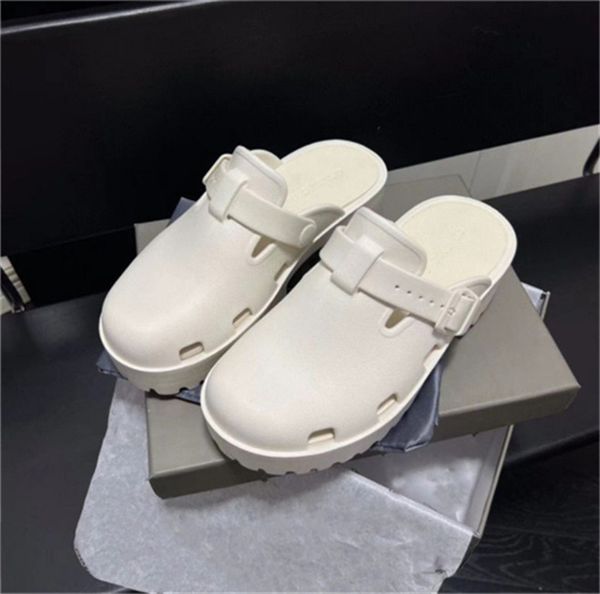 designers slippers gear highs quality baotou thick bottom luxurys sandals for women classic slides flats rubber platform flip flops loafers, Black
designers slippers gear highs quality baotou thick bottom luxurys sandals for women classic slides flats rubber platform flip flops loafers, Black