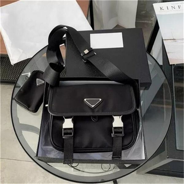 fashion black briefcases women shoulder bags luxury designers handbag men totes vintage printing bag classic crossbody bag cross body wallet
fashion black briefcases women shoulder bags luxury designers handbag men totes vintage printing bag classic crossbody bag cross body wallet