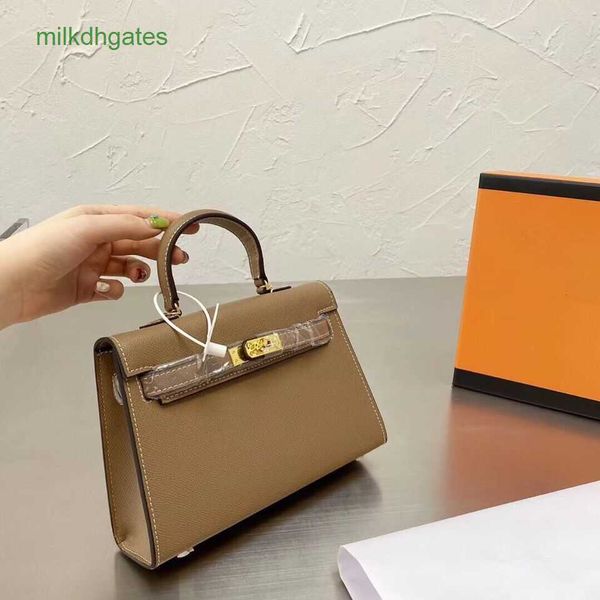 hermm kelys designer bags women's crisscross bag essential handheld shoulder size 22cm
hermm kelys designer bags women's crisscross bag essential handheld shoulder size 22cm