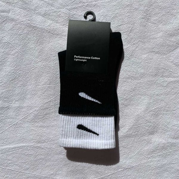 harajuku womens mens false-double printing socks street long printed cotton hiphop sport sock for men women couple high autumn winter 2023 g, Black
harajuku womens mens false-double printing socks street long printed cotton hiphop sport sock for men women couple high autumn winter 2023 g, Black