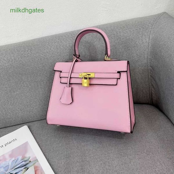 h kelys designer bags premium leather bag handheld versatile 2023 new fashionable fashion crossbody girl
h kelys designer bags premium leather bag handheld versatile 2023 new fashionable fashion crossbody girl