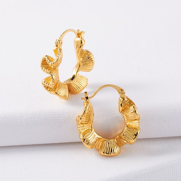 vintage stud earrings for girls fashion jewelry brand earrings for women, Golden;silver
vintage stud earrings for girls fashion jewelry brand earrings for women, Golden;silver