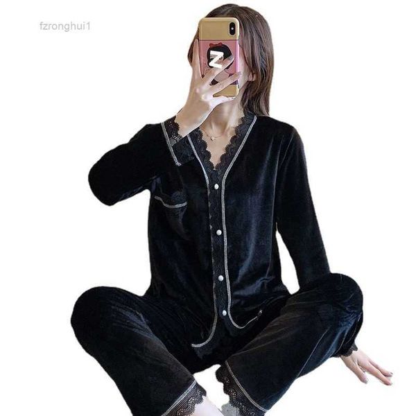 casual dresses sleepwear women's winter version high-grade cardigan long-sleeved golden velvet home clothes can be worn outside autumn, Black;gray
casual dresses sleepwear women's winter version high-grade cardigan long-sleeved golden velvet home clothes can be worn outside autumn, Black;gray