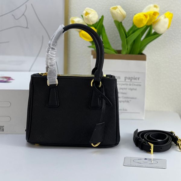 women's bag underarm bag handbag shoulder bag fashion shopping satchel leather bottle bottle crossbody bag luxury designer purse envelo
women's bag underarm bag handbag shoulder bag fashion shopping satchel leather bottle bottle crossbody bag luxury designer purse envelo
