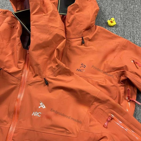 brand designer jacket mens outdoor hiking sweatshirt sports training cardigan coat embroidery hooded jackets waterproof windproof sportswear, Black;brown
brand designer jacket mens outdoor hiking sweatshirt sports training cardigan coat embroidery hooded jackets waterproof windproof sportswear, Black;brown