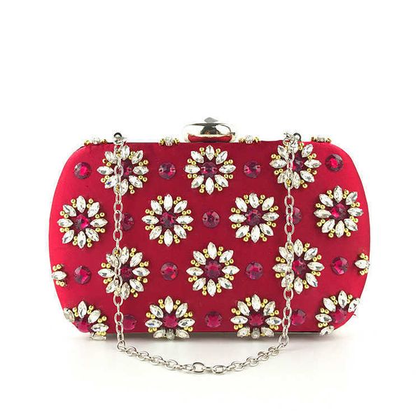 new hand holding dinner bag, heavy industry beaded embroidery and diamond inlaid fashion women's bag with cross nail beads 230309
new hand holding dinner bag, heavy industry beaded embroidery and diamond inlaid fashion women's bag with cross nail beads 230309
