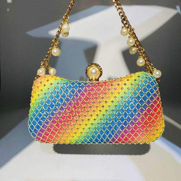 hengmei handbag factory website evening bag new chain pearl portable dinner bag colorful net diamond bag 230309
hengmei handbag factory website evening bag new chain pearl portable dinner bag colorful net diamond bag 230309