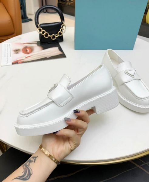 casual shoes casual shoes designer luxury waterproof leather shoes outdoor thick bottom black white designer womens shoes size 35-40
casual shoes casual shoes designer luxury waterproof leather shoes outdoor thick bottom black white designer womens shoes size 35-40