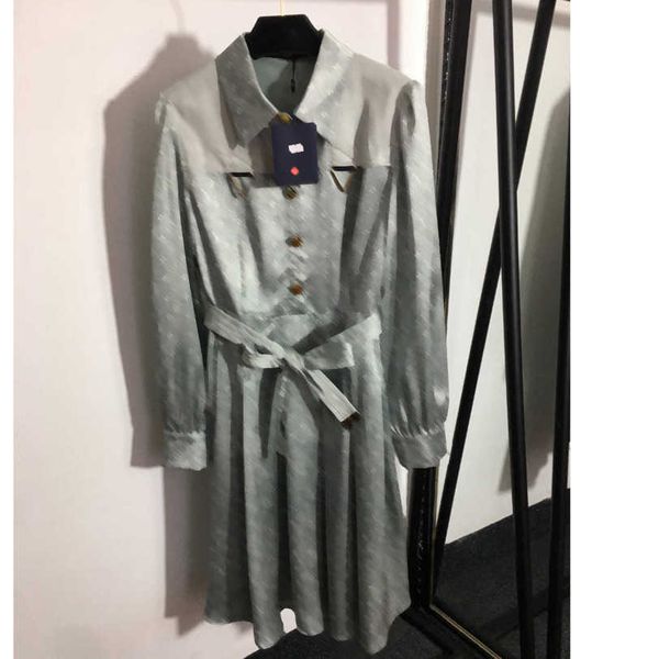 23ss designer brand women dress presbyopia logo printing custom button lace-up waist lapel long-sleeved dress summer womens clothes a1, Black;gray
23ss designer brand women dress presbyopia logo printing custom button lace-up waist lapel long-sleeved dress summer womens clothes a1, Black;gray