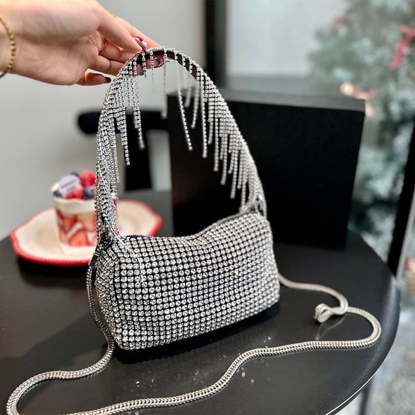 fashion girl shoulder bags full drill dinner bag women handbags wallet bags crossbody purses new portable woman luxury designer handbag 7 st
fashion girl shoulder bags full drill dinner bag women handbags wallet bags crossbody purses new portable woman luxury designer handbag 7 st