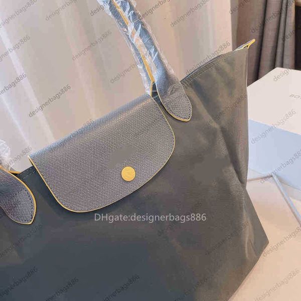 retail wholesale bags classic brand handbag women genuine leather foldable waterproof nylon large storage horse 70th anniversary shopping ba
retail wholesale bags classic brand handbag women genuine leather foldable waterproof nylon large storage horse 70th anniversary shopping ba