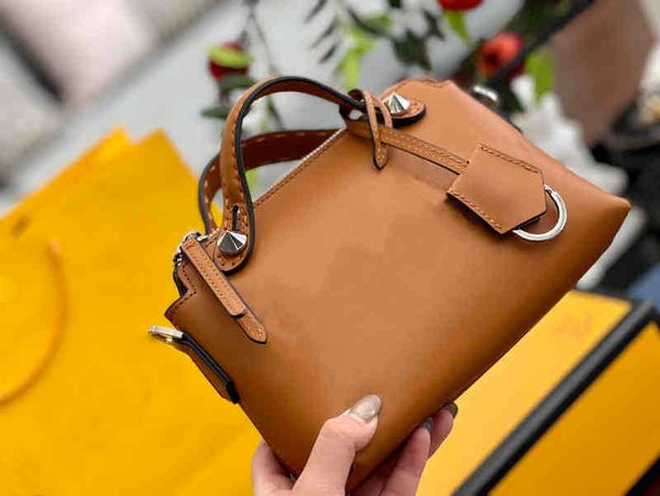 fbag women handbag shoulder leather designer crossbody female purses boston large capacity pillow bags 220307
fbag women handbag shoulder leather designer crossbody female purses boston large capacity pillow bags 220307