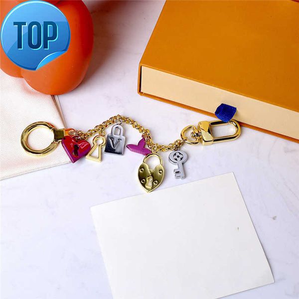 colorful keychain luxury designer mens womens keys pendant silver key buckle classic lock love keychains ornaments, Slivery;golden
colorful keychain luxury designer mens womens keys pendant silver key buckle classic lock love keychains ornaments, Slivery;golden