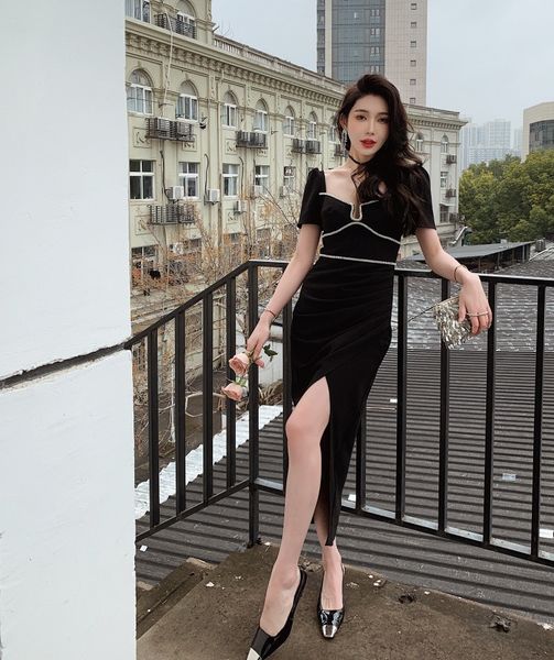 casual dresses 2023 european fashion retro hepburn style generous collar open back split small black dress evening dress, Black;gray
casual dresses 2023 european fashion retro hepburn style generous collar open back split small black dress evening dress, Black;gray