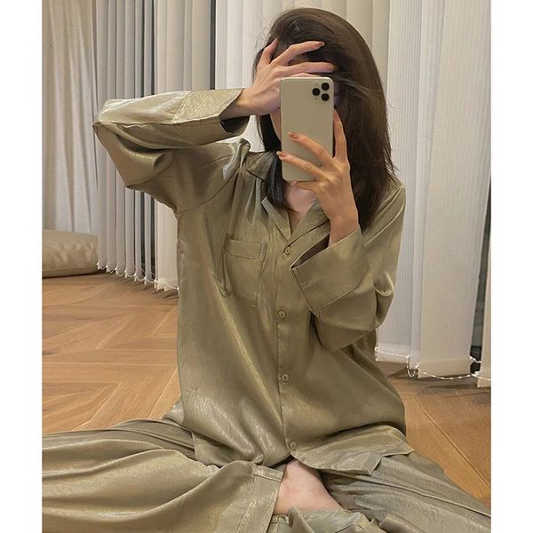 women's sleepwear light luxury western style high-end pajamas women's long-sleeved silk satin homewear ladies casual loose two-pie, Black;red
women's sleepwear light luxury western style high-end pajamas women's long-sleeved silk satin homewear ladies casual loose two-pie, Black;red