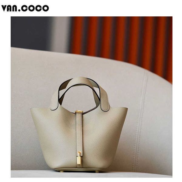 designer original herms women's bag 2023 new portable women's vegetable basket leather large capacity bucket bride's
designer original herms women's bag 2023 new portable women's vegetable basket leather large capacity bucket bride's
