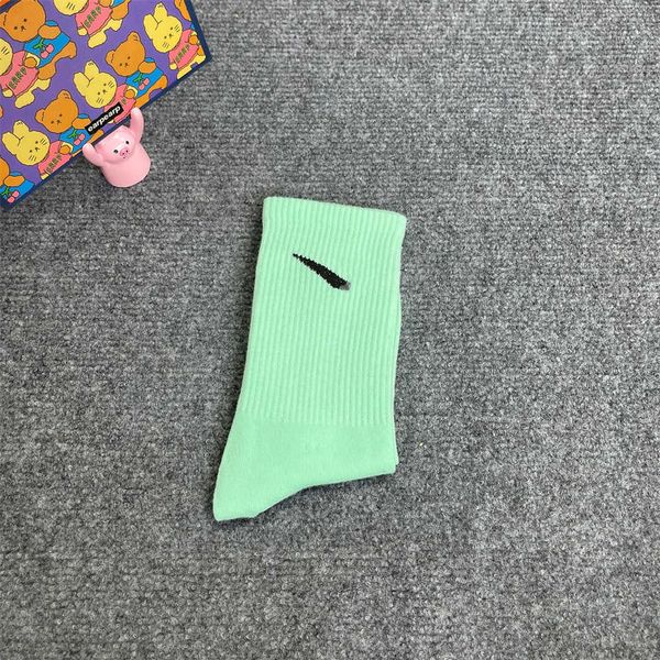 socks fashion women and men socking letter breathable mens cotton wholesale calzino jogging basketball football sports sock s9jq, Black
socks fashion women and men socking letter breathable mens cotton wholesale calzino jogging basketball football sports sock s9jq, Black