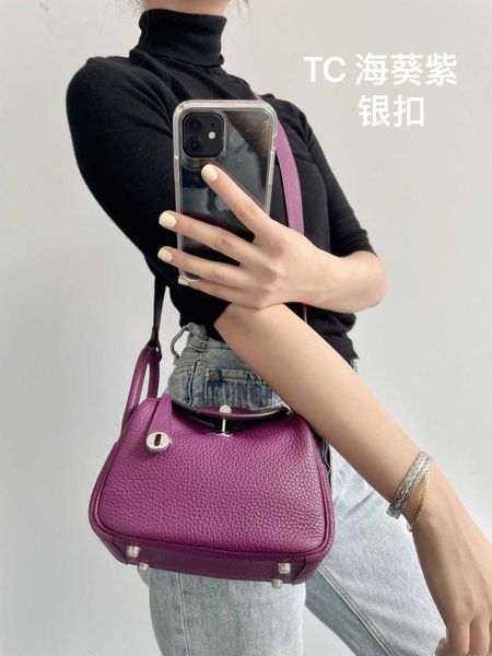 high-end luxury designer bags original quality leather women's bag lindys mini small messenger doctor nurse's 8 uzj2
high-end luxury designer bags original quality leather women's bag lindys mini small messenger doctor nurse's 8 uzj2
