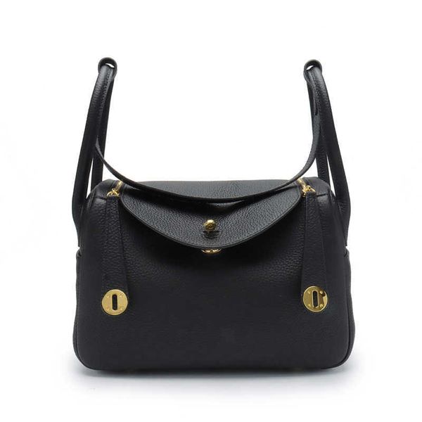 new luxury bags original designer layer cow leather lychee pattern lindys bag doctor shoulder hand pillow gold buckle d72s
new luxury bags original designer layer cow leather lychee pattern lindys bag doctor shoulder hand pillow gold buckle d72s