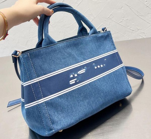 2023 luxury fashion women handbags tote shopping bag handbag high canvas bag fashion linen large beach bags luxury designer travel crossbody
2023 luxury fashion women handbags tote shopping bag handbag high canvas bag fashion linen large beach bags luxury designer travel crossbody