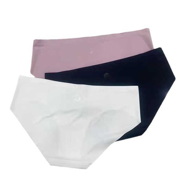 lu-401 women's trackless yoga underwear in a box of three breathable quick dry running sports gym panties, White;red
lu-401 women's trackless yoga underwear in a box of three breathable quick dry running sports gym panties, White;red
