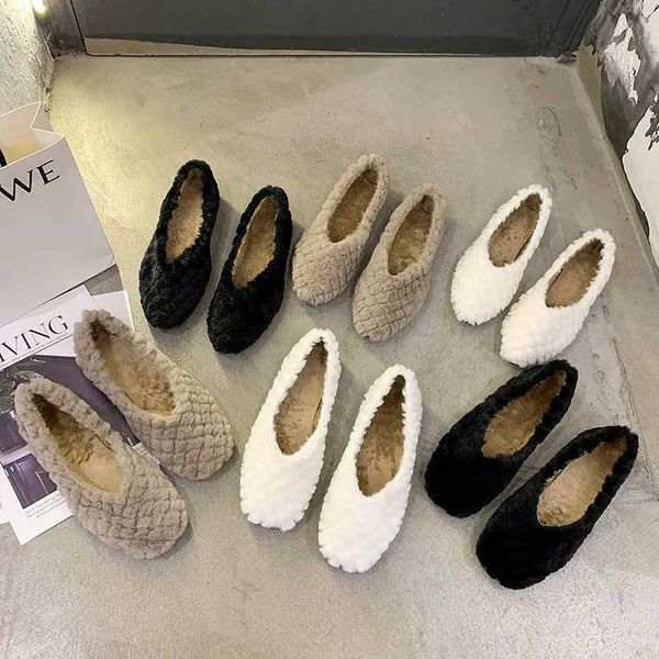 dress shoes designer retro pointed toe square toe mules ballet shoes lady elegant furry flats women casual slip on plush fluffy flat loafers, Black
dress shoes designer retro pointed toe square toe mules ballet shoes lady elegant furry flats women casual slip on plush fluffy flat loafers, Black