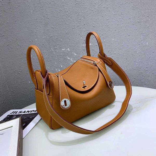 designer original luxury large-capacity bags lindys bag selling leather pillow litchi pattern single-shoulder diagonal female g6qm
designer original luxury large-capacity bags lindys bag selling leather pillow litchi pattern single-shoulder diagonal female g6qm