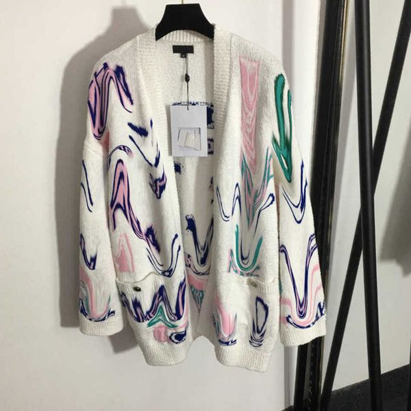 23ss designer brand women sweater knitted cardigan color logo letters no button fashion womens clothing a1, White;black
23ss designer brand women sweater knitted cardigan color logo letters no button fashion womens clothing a1, White;black