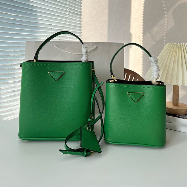 bucket bag drawstring plain genuine leather cross body bags panier shoulder shopping handbags hobo women messenger handbag purse lady pouch
bucket bag drawstring plain genuine leather cross body bags panier shoulder shopping handbags hobo women messenger handbag purse lady pouch
