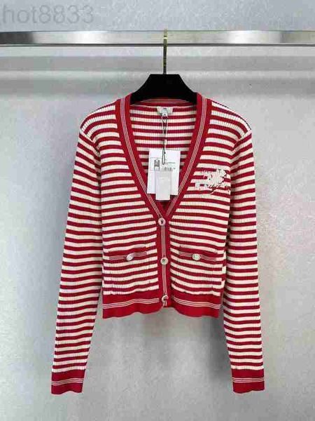 women's sweaters designer milan runway sweater 2023 new spring v neck long sleeve high end jacquard cardigan women sweate 2l1c, White;black
women's sweaters designer milan runway sweater 2023 new spring v neck long sleeve high end jacquard cardigan women sweate 2l1c, White;black