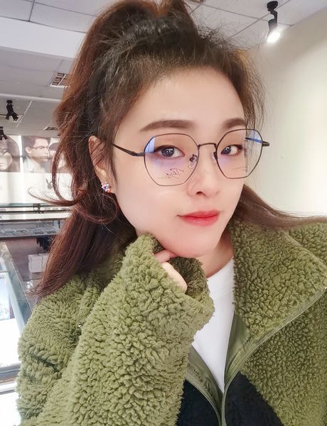 pure titanium high-end retro polygon glasses frame fashion men and women super light large frame thin face simple myopia big square rim, Silver
pure titanium high-end retro polygon glasses frame fashion men and women super light large frame thin face simple myopia big square rim, Silver
