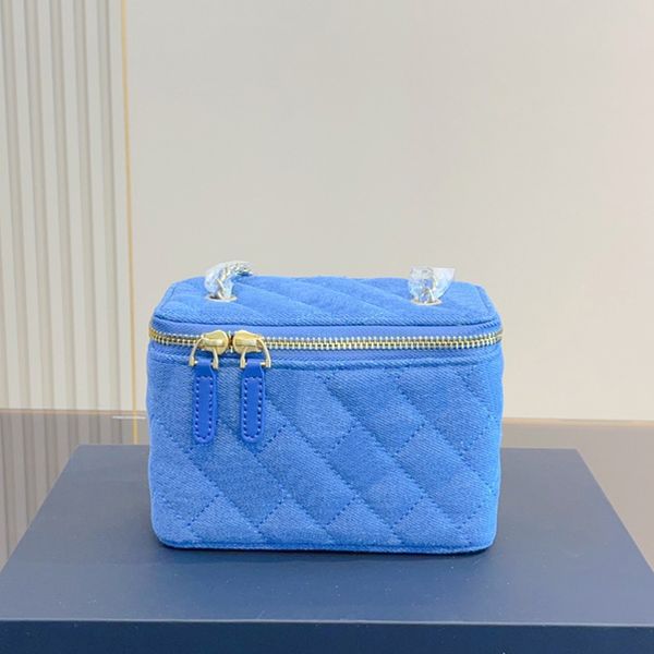 cosmetic bag makeup bags women mini denim toiletry bag toiletrys pouch womens chain fashion classic diamond lattice designer handbags
cosmetic bag makeup bags women mini denim toiletry bag toiletrys pouch womens chain fashion classic diamond lattice designer handbags
