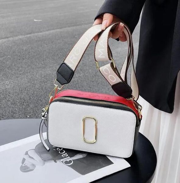 crossbody bags marc designer bags shoulder bags women camera bag wide shoulder strap handabg leather matching single messenger bag 220920 y0, Black;red
crossbody bags marc designer bags shoulder bags women camera bag wide shoulder strap handabg leather matching single messenger bag 220920 y0, Black;red
