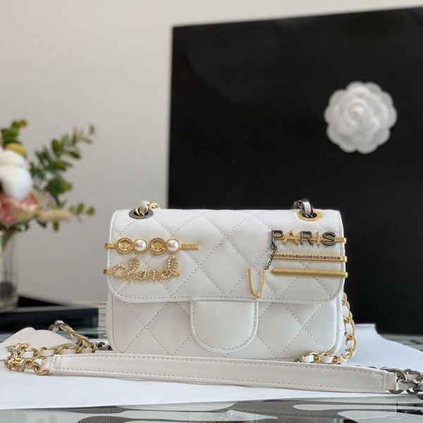 10A Mirror quality Classic Lambskin Flap Bag 18CM Luxury designer Cross Body Bags With Box C203
10A Mirror quality Classic Lambskin Flap Bag 18CM Luxury designer Cross Body Bags With Box C203
